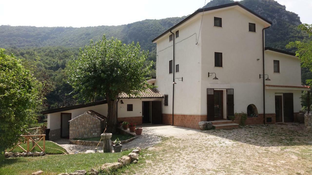 Hotel Azienda Agrituristica Terraria Campagna Exterior foto